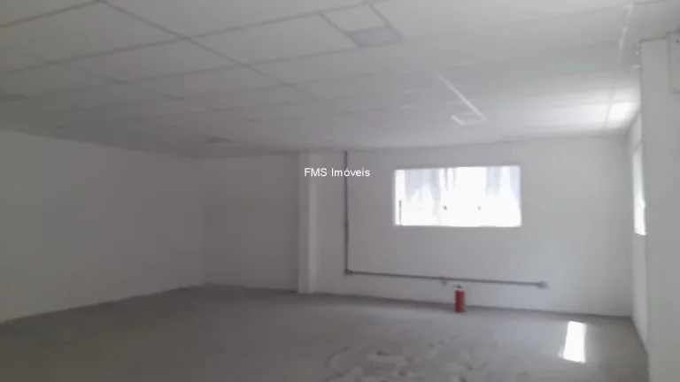 Imagem Loja com 344m² para locação na Vila Leopoldina.