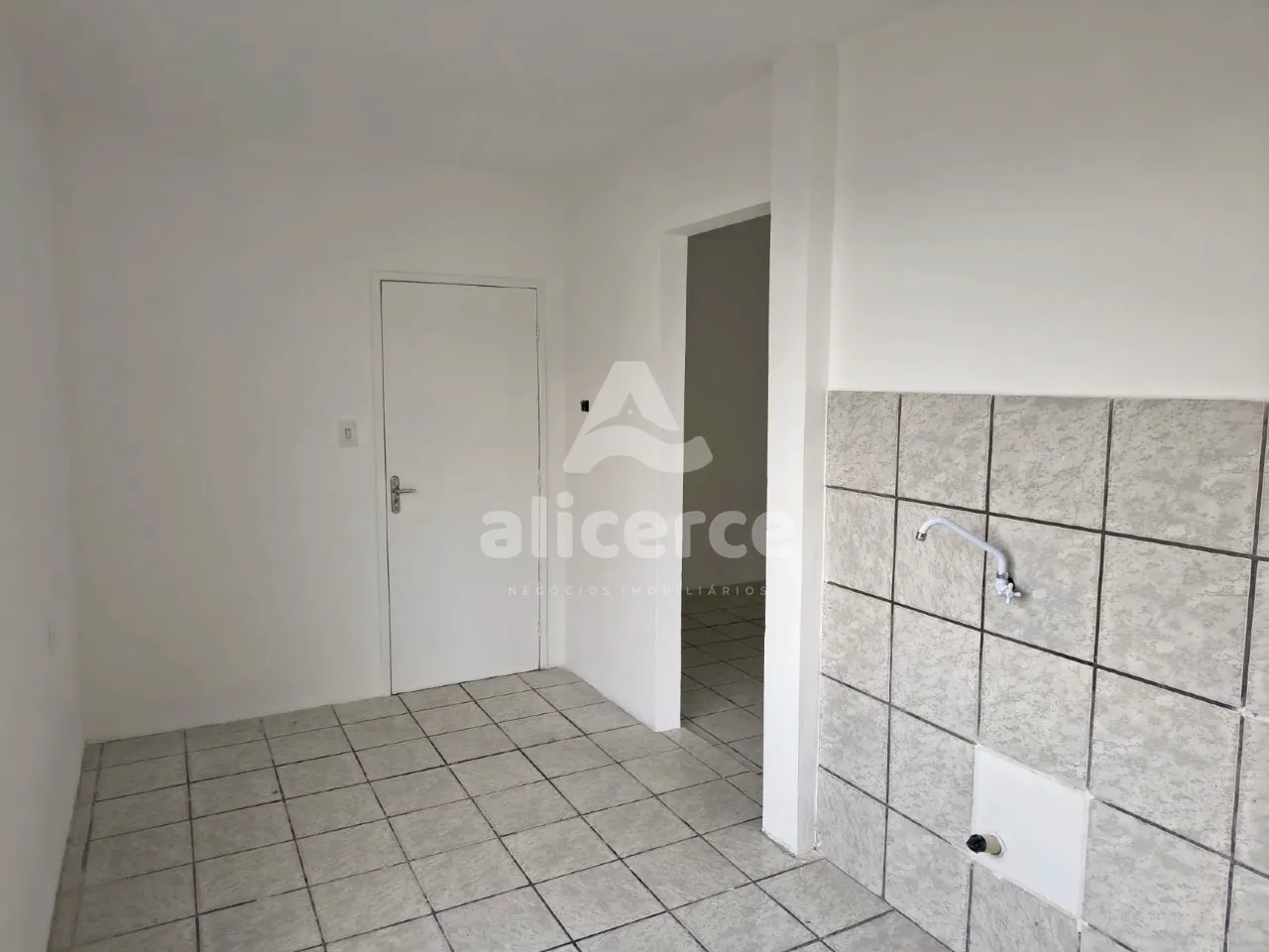Imagem Apartamento à Venda em Areias - São José | Excelente Localização e Ótimo Custo-Benefício**