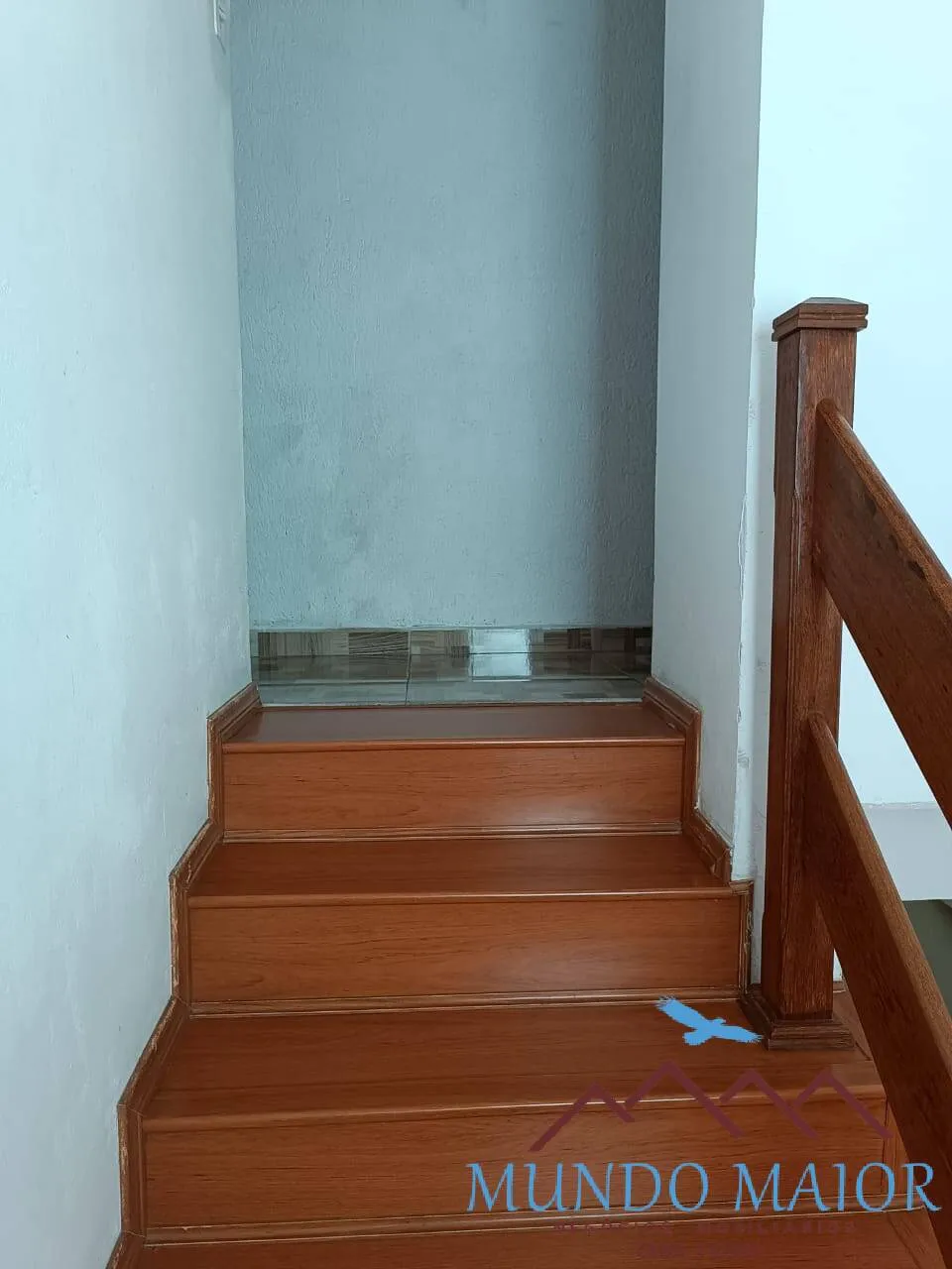 Imagem Sobrado Centro - 3 dormitorios e 1 suite e 2 Vagas -Casa Branca!!