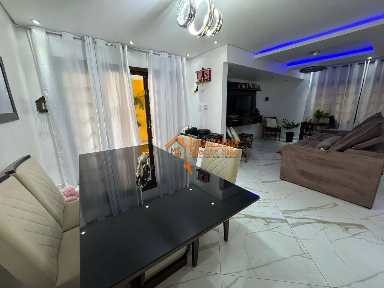 Imagem Sobrado com 2 dormitórios à venda, 250 m² por R$ 959.000,00 - Vila Flórida - Guarulhos/SP