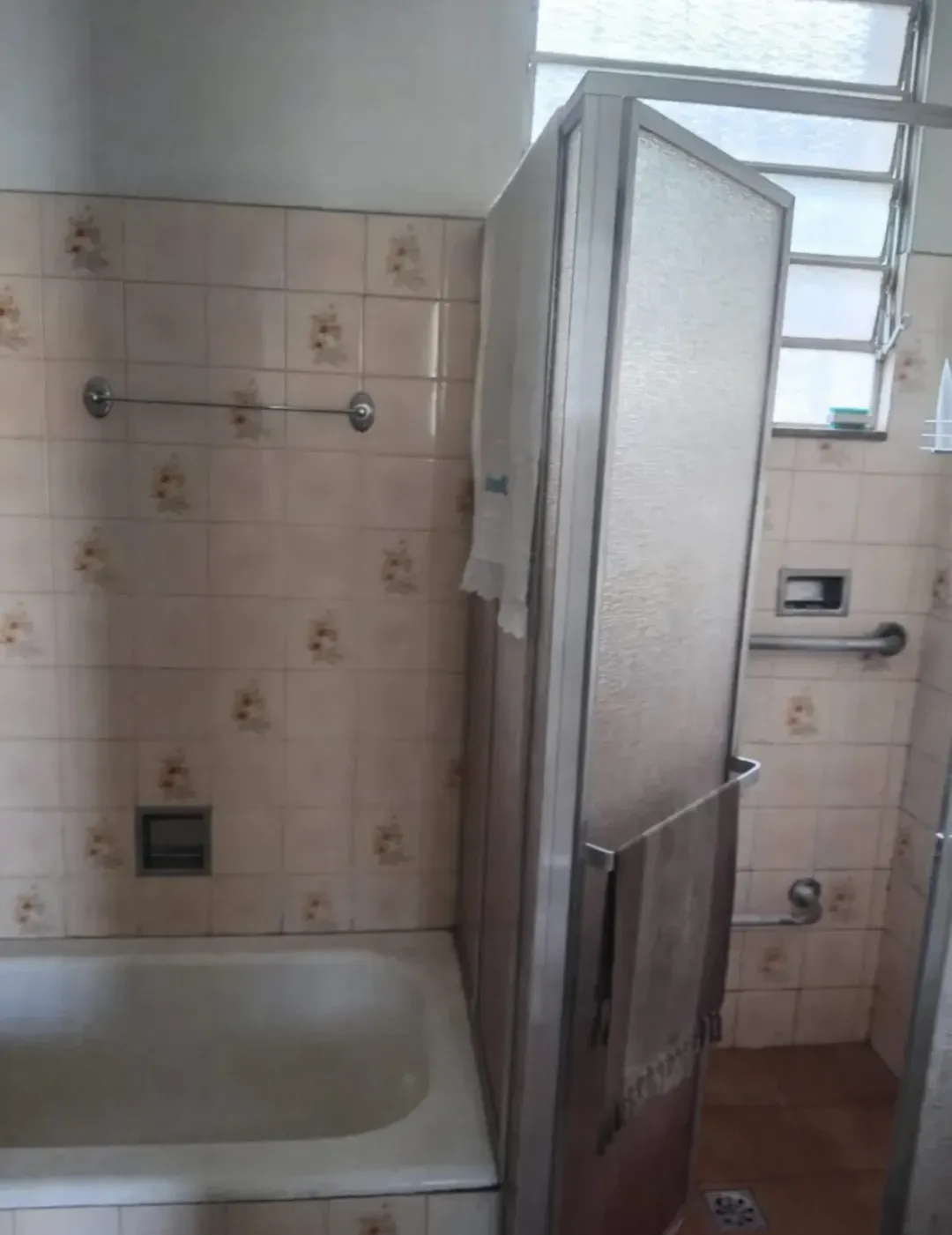 Imagem Casa com 3 Quartos à Venda, 598 m² em  - 