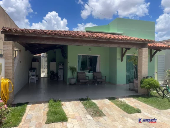 VENDO CASA DE 3/4 SENDO UMA SUÍTE NO CONDOMÍNIO GOLDEN VILLE - SIM