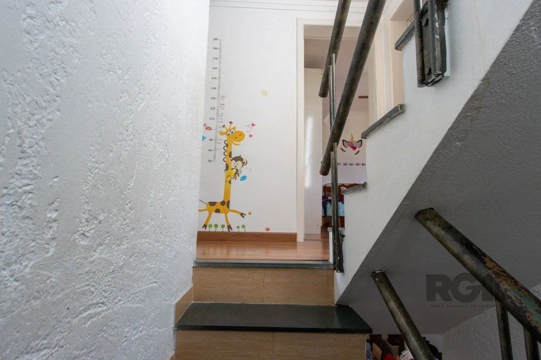 Imagem Casa Condominio para Venda - 139m², 3 quartos, 1 suite, 1 vaga - Cavalhada