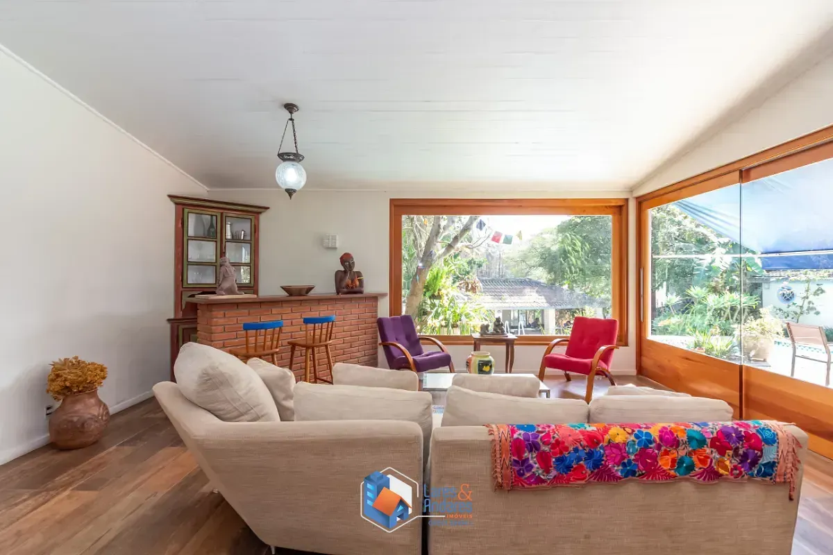 Imagem Casa para venda em Chácara Monte Alegre com 4 quartos, sendo 2 suítes, 370m²