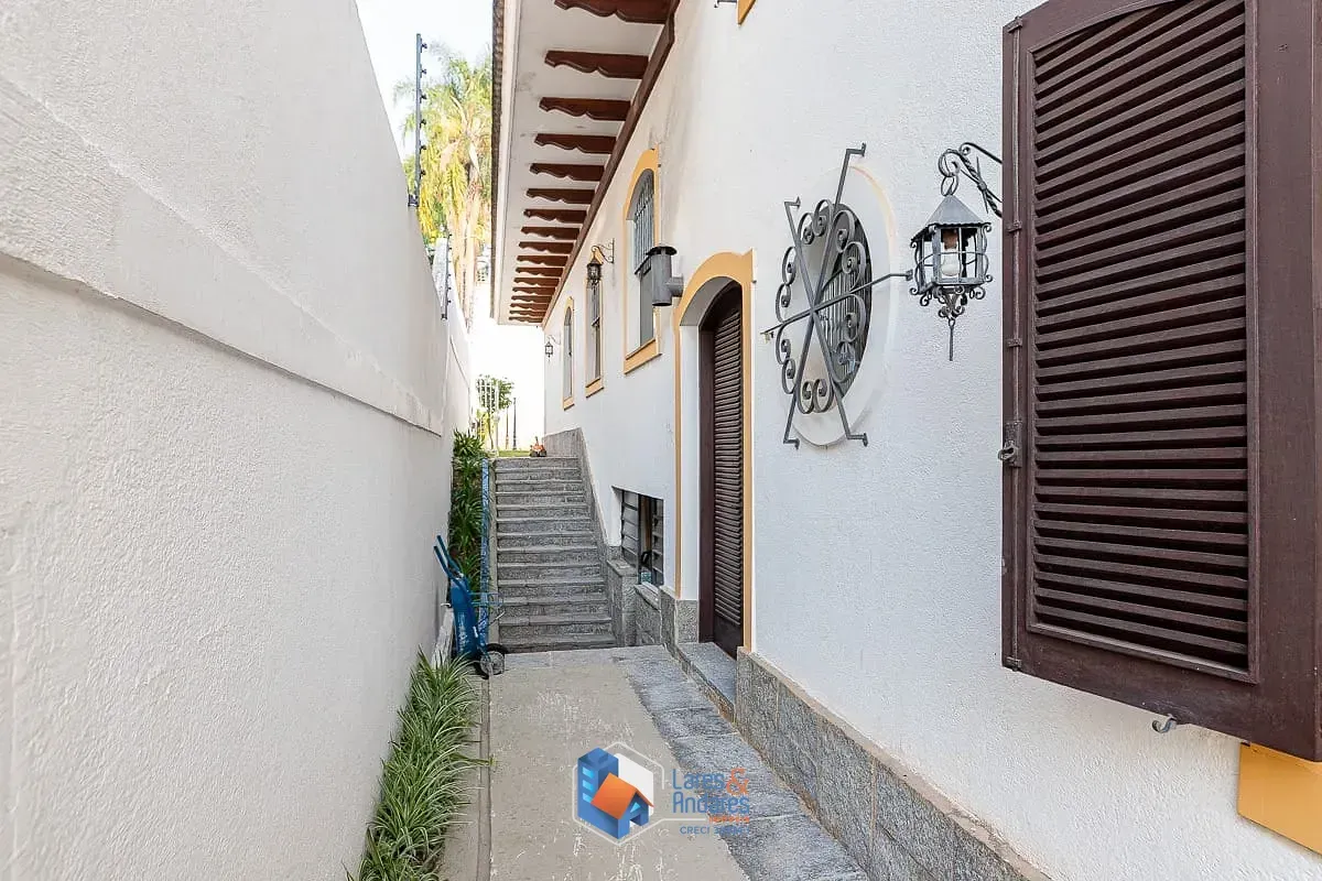 Imagem Casa para venda em Chácara Monte Alegre com 4 quartos, sendo 1 suíte, 450m²