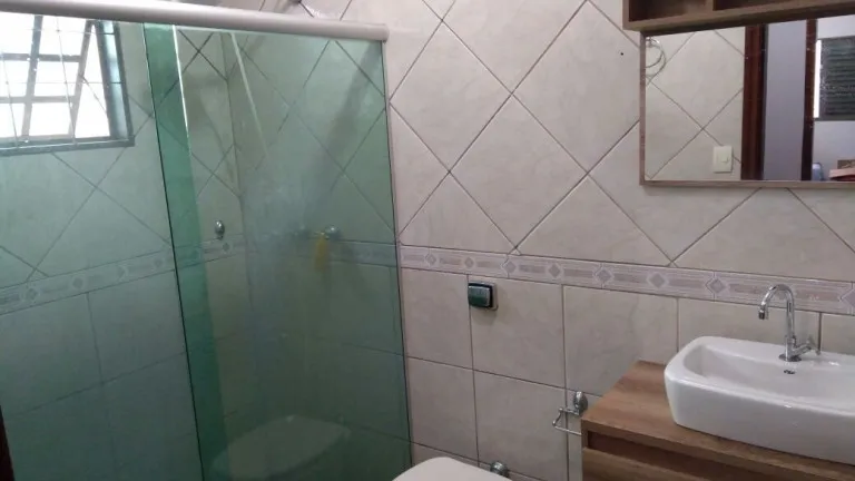 Imagem Casa com 3 Quartos à Venda, 180 m² em Vila Jardim Celina - Bauru