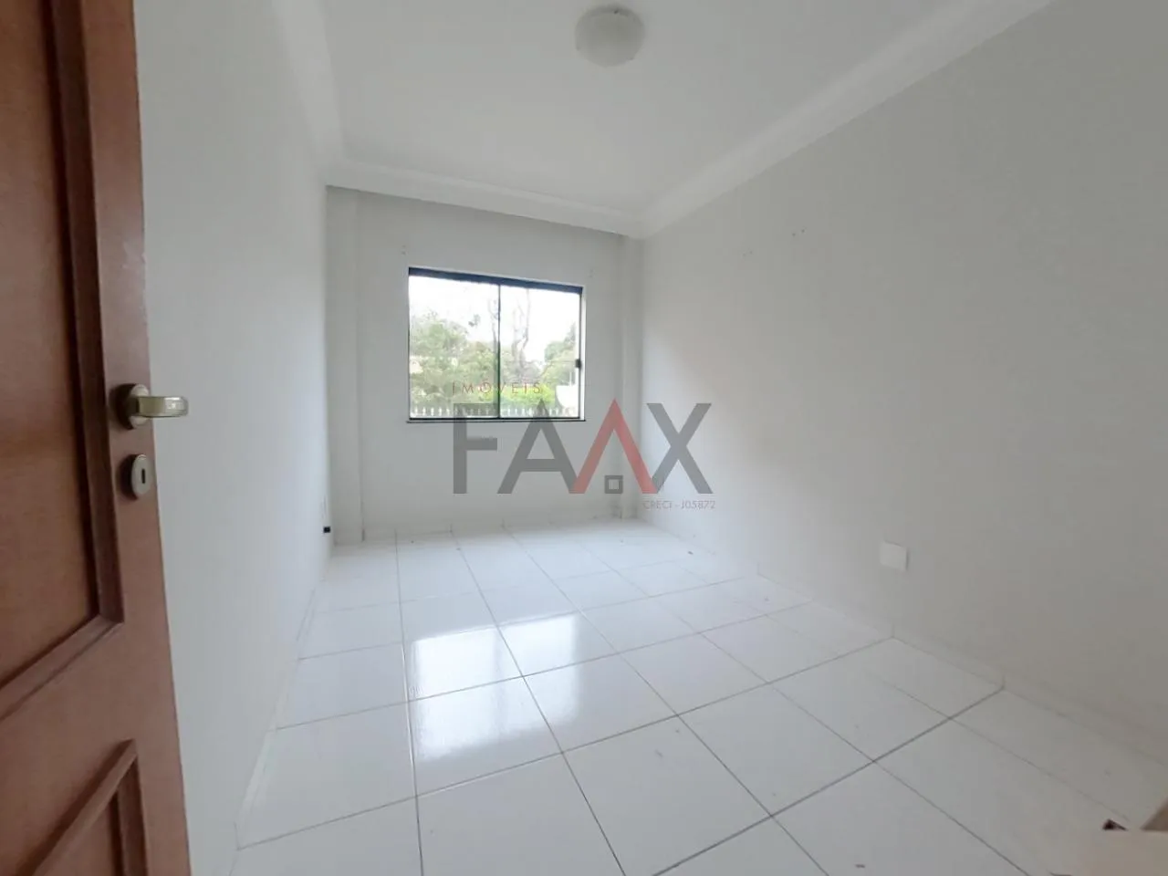 Imagem Apartamento à venda em frente a praça da UNICENTRO, SANTA CRUZ, GUARAPUAVA - PR