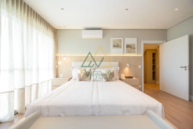 Imagem Apartamento Alto Padrão à venda Água Verde Curitiba PR