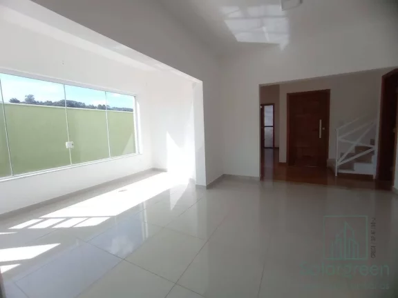 Imagem Casa de Condomínio 226m² com 3 Quartos à venda em Atibaia!