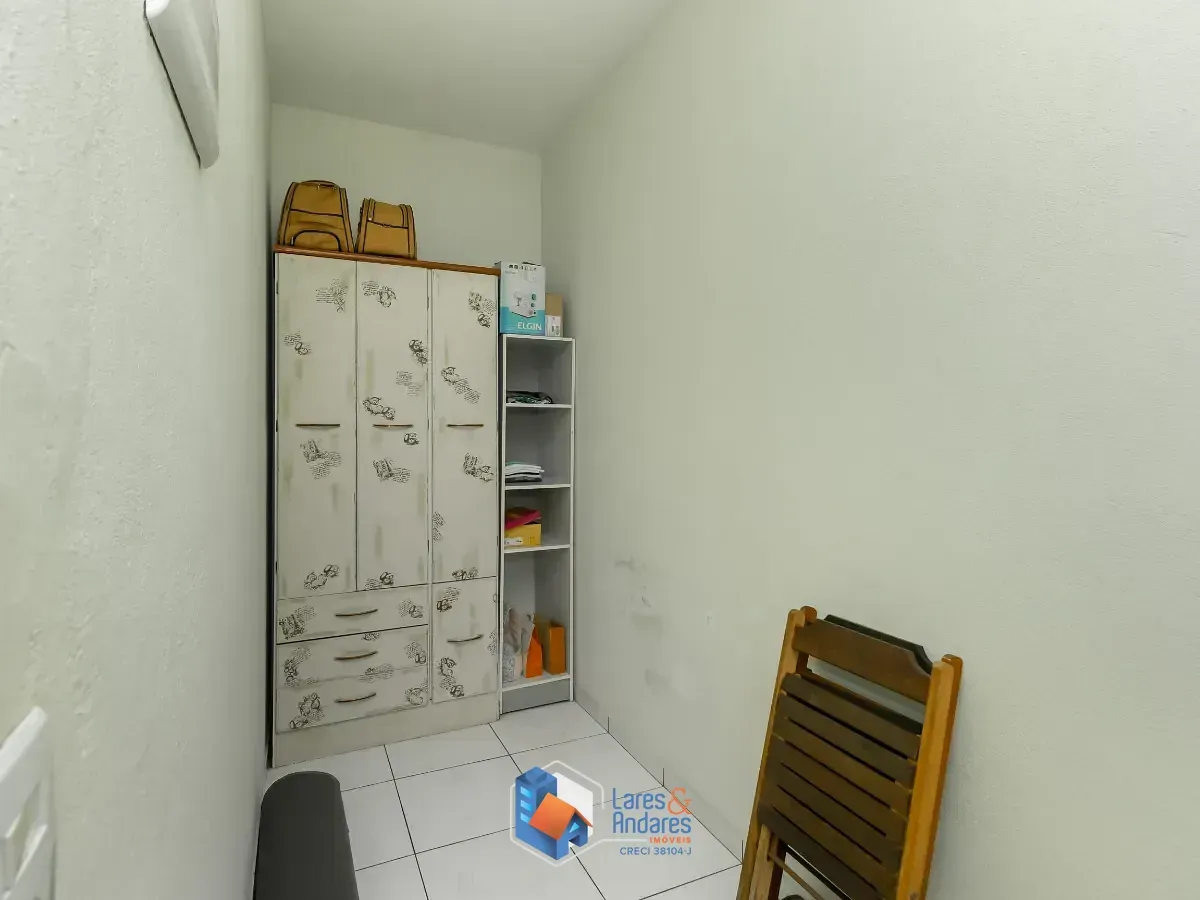 Imagem Sobrado para venda em Conjunto Residencial Vista Verde com 3 quartos, sendo 1 suíte, 170m²