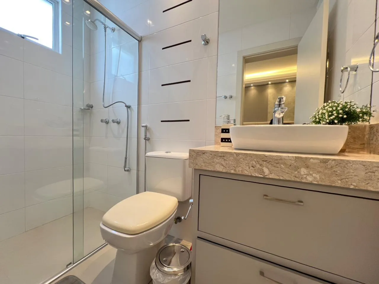 Imagem Apartamento com vista para o mar à venda com 148m2 por R$ 2.900.000,00