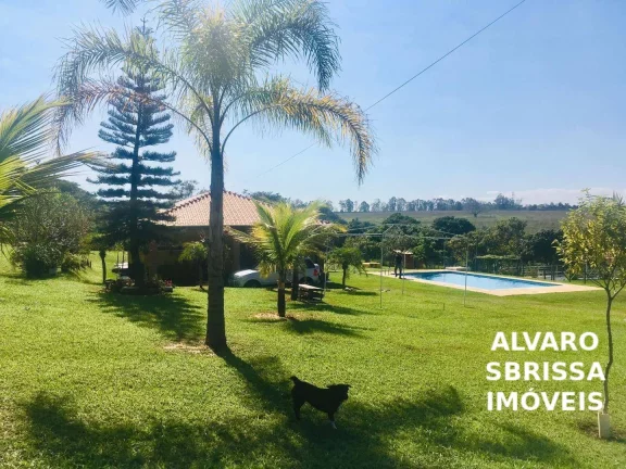 Foto do imóvel Belissima Chácara com poço artesiano, 3 dormitórios à venda, 2800 m² por R$ 1.250.000 - Chácara Maracajás - Salto/SP