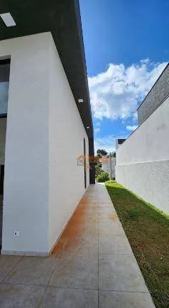 Imagem Casa com 3 dormitórios à venda, 240 m² por R$ 1.910.000,00 - Aclimação - Atibaia/SP