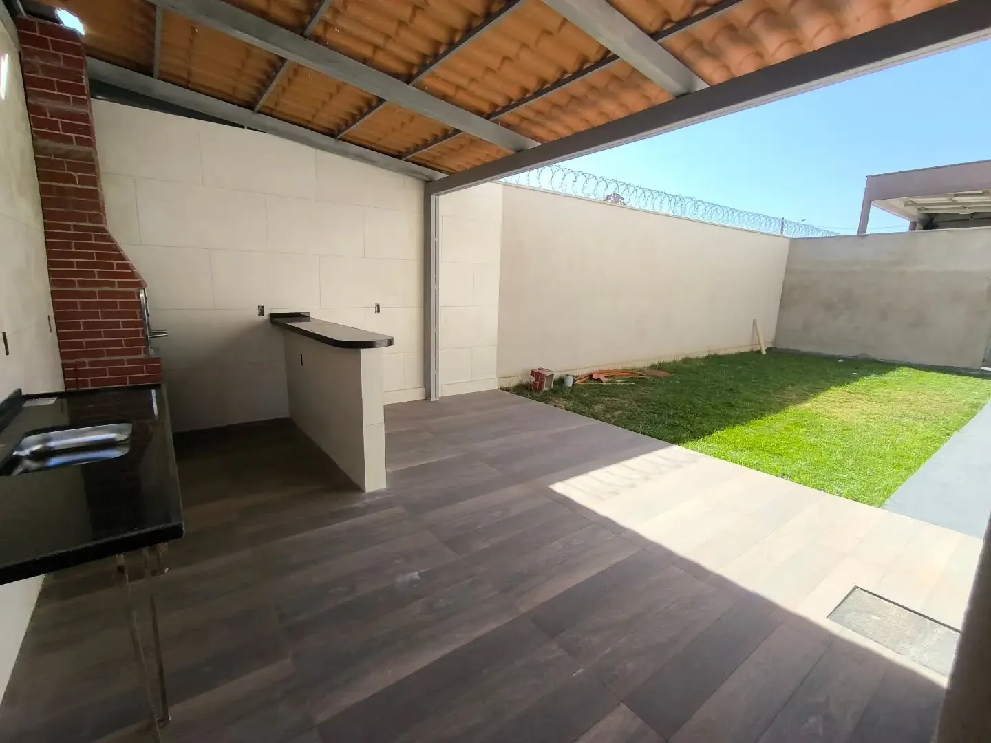 Imagem Casa De 3/4 Sendo 2 Suites Em Cond A 1 Km Do Terminal Vila Brasilia Com Area Gourmet