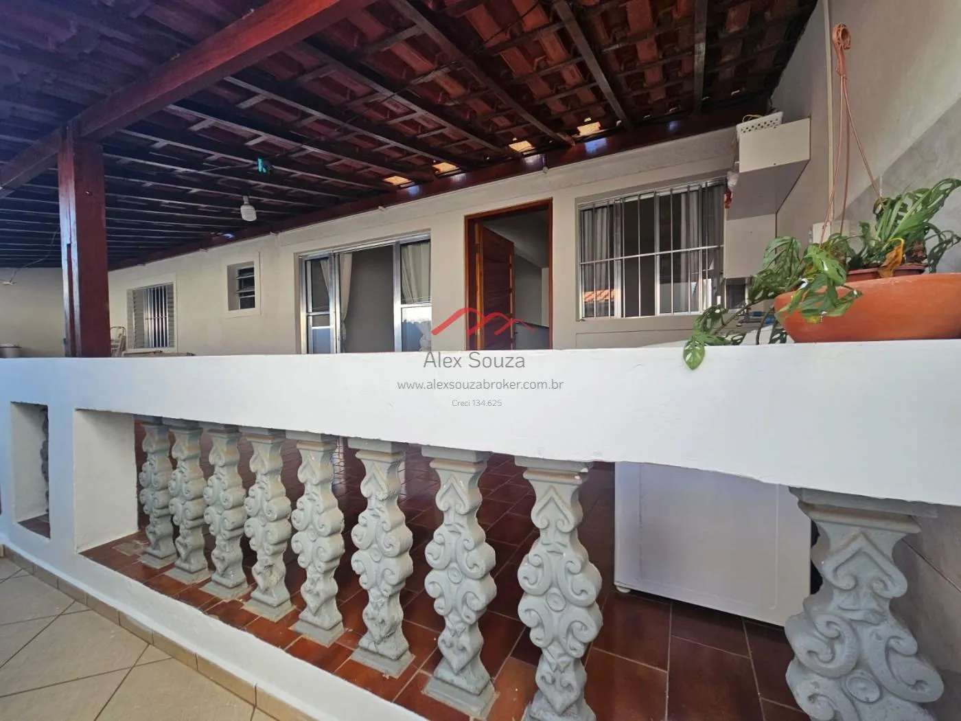Imagem Casa para Venda em Sumaré, Jardim Maria Antonia (Nova Veneza), 3 dormitórios, 3 banheiros, 4 vagas