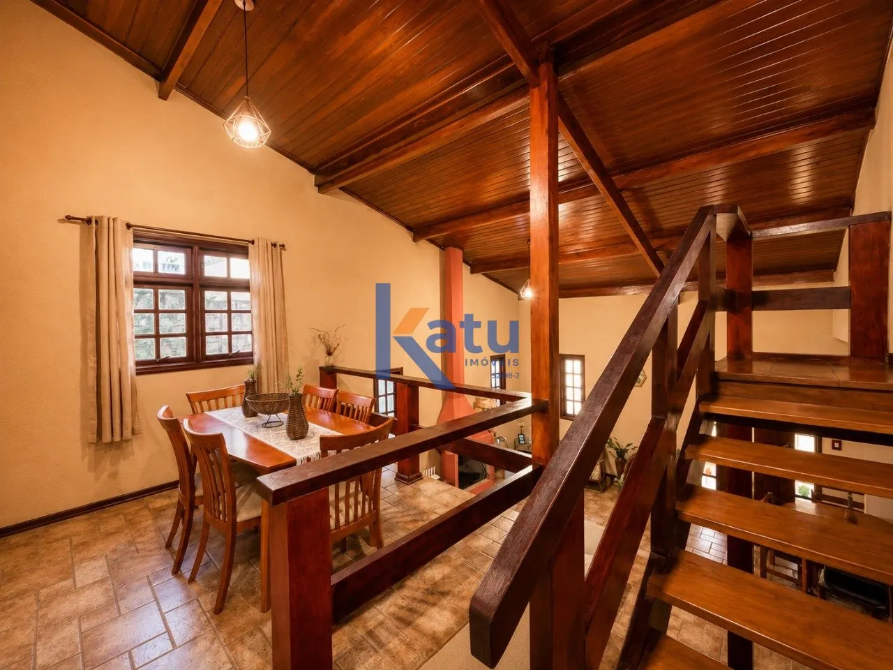 Imagem CHÁCARA PARA VENDA EM JUNDIAÍ/SP

Esta chácara possui um terreno de 1.000 m² e área construída...