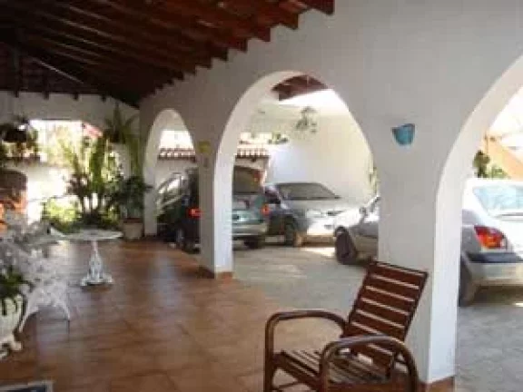 Imagem Casa Itaguá com 04 suítes e lazer