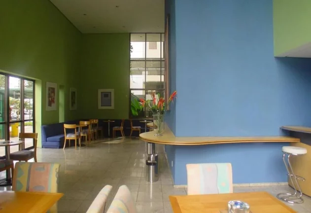 Imagem Flat disponível para venda no Condomínio Twin Towers Ibirapuera em Moema, com 74m², 2 dormitórios e 1 vaga