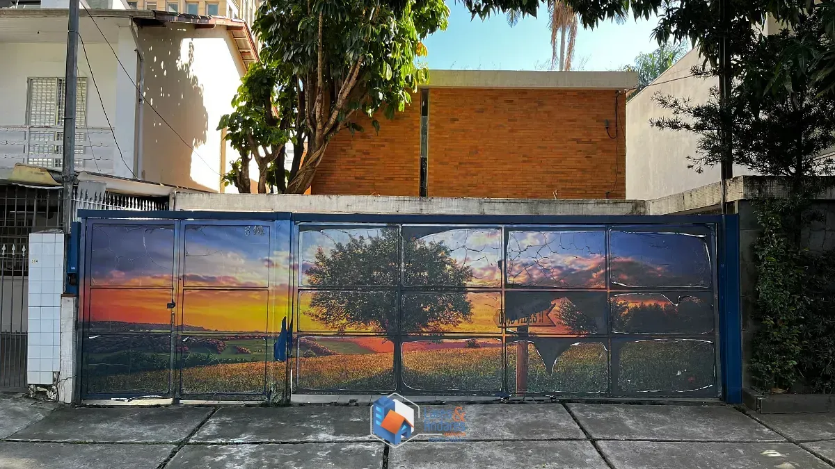 Foto do imóvel Casa para venda em Jardim Europa com 4 quartos, sendo 1 suíte, 345m² em Rua Grécia
