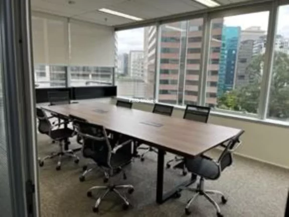 Imagem Andar Comercial de Alto Padrão com 10 Vagas de Garagem na Vila Olímpia, São Paulo-SP