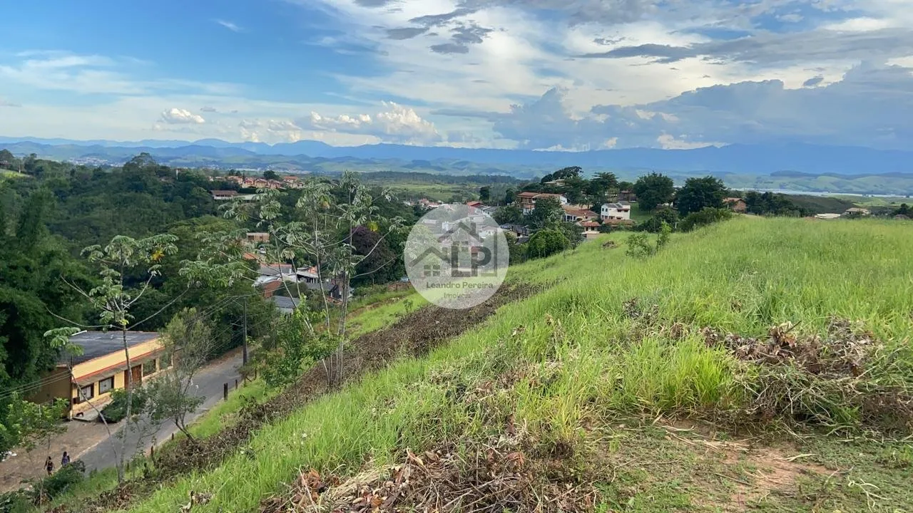 Terreno 11.000 m à Venda em Penedo / Itatiaia - RJ em Penedo, Itatiaia - RJ