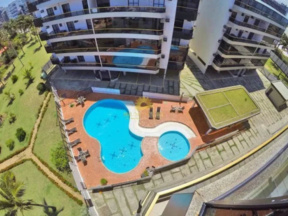 Imagem Maravilhosa cobertura duplex com prédio de frente para o mar com 4 suítes, dependência de emprega...