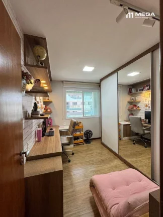 Imagem Apartamento com 3 dormitórios à venda, 130 m² por R$ 1.100.000,00 - Praia da Costa - Vila Velha/ES