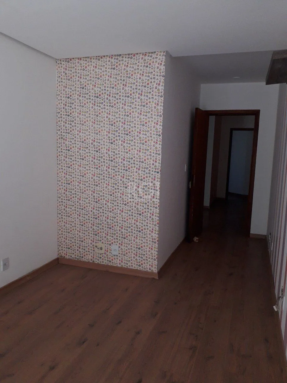 Imagem Casa para Venda - 205m², 2 dormitórios, sendo 1 suites, 2 vagas - Ipanema