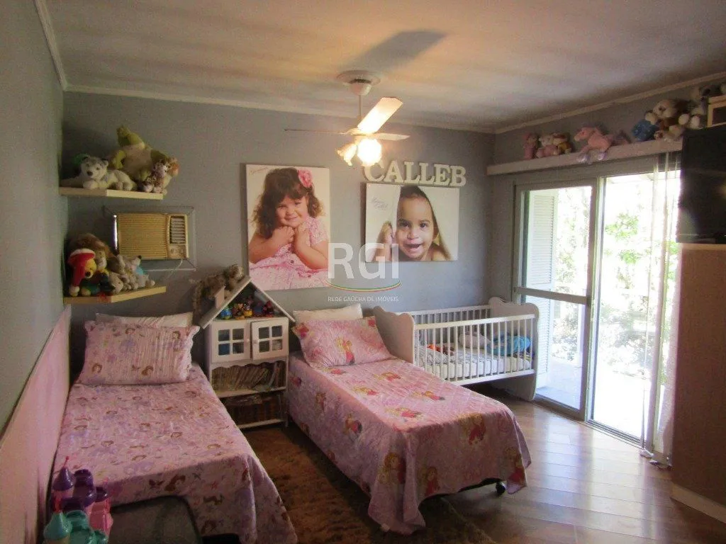 Imagem Casa para Venda - 300m², 2 dormitórios, sendo 1 suites, 3 vagas - Belém Novo