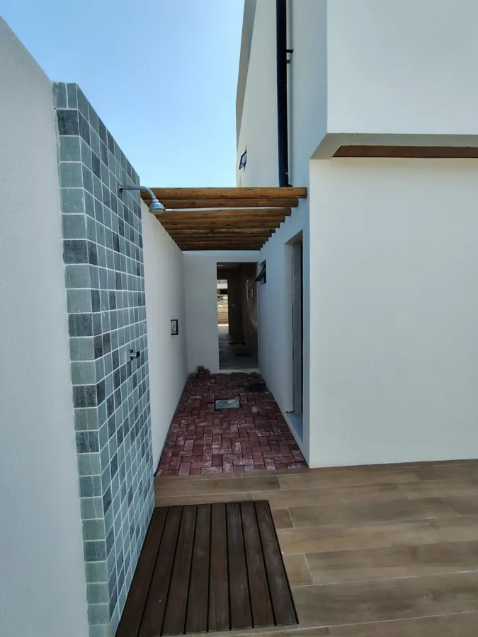Imagem Casa em Condomínio para Venda em Marechal Deodoro, 3 dormitórios, 3 suítes, 4 banheiros, 2 vagas