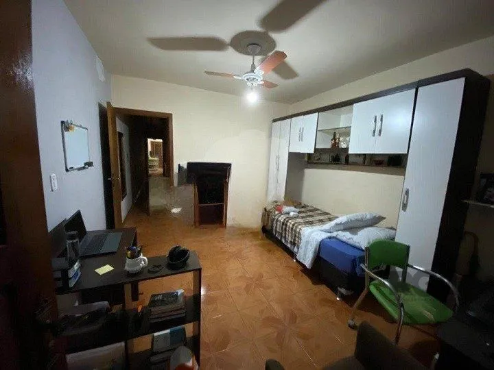 Imagem Sobrado para Venda - 169.4m², 3 dormitórios, sendo 1 suites, Cidade Baixa