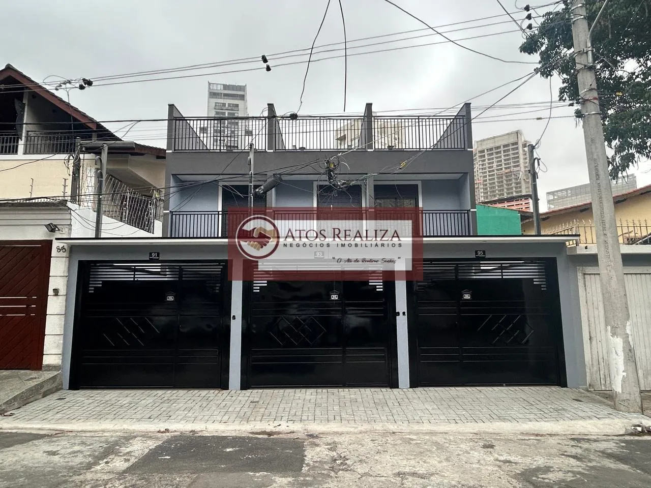 Imagem Sobrado em Santo Amaro, SP: 3 Suítes e 135m² à Venda