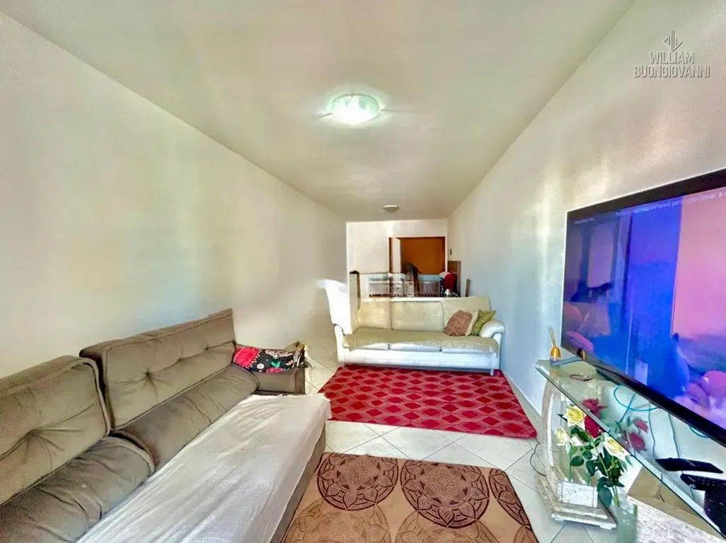 Imagem Vendo Apartamento 2 dormitórios sendo 1 suíte no Coração da Guilhermina
