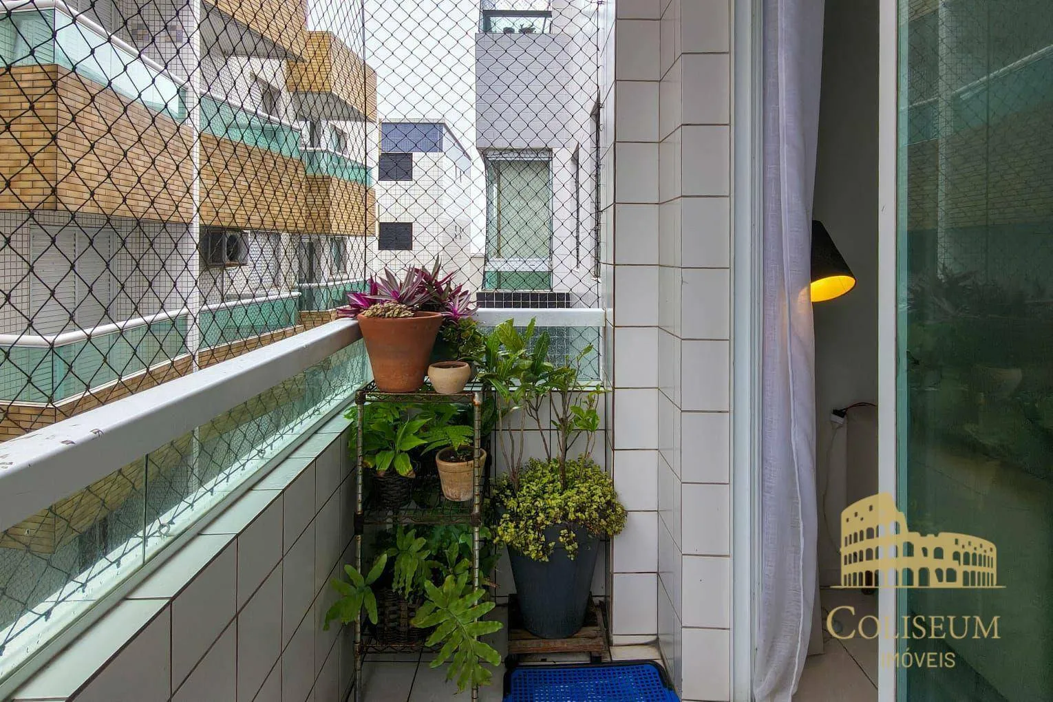 Imagem Apartamento com 1 dormitório à venda, 50 m² por R$ 305.000,00 - Vila Assunção - Praia Grande/SP