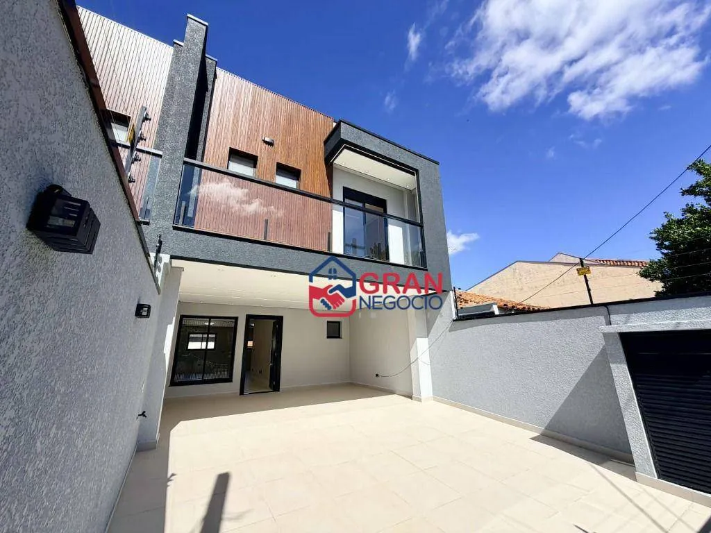 Imagem Triplex de Alto Padrão à Venda - Bairro São Pedro / SJP