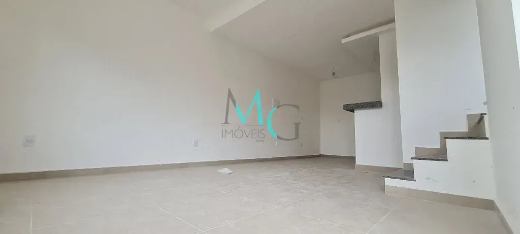 Imagem Casa com 4 dormitórios à venda, 130 m² por R$ 741.000,00 - Campo Grande - Rio de Janeiro/RJ
