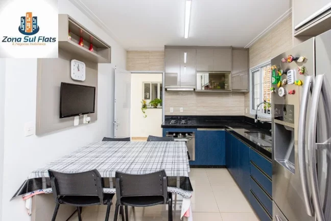 Imagem Casa de Vila à Venda No Planalto Paulista Com 3 Dormitórios Sendo 1 Suíte e 3 Vagas