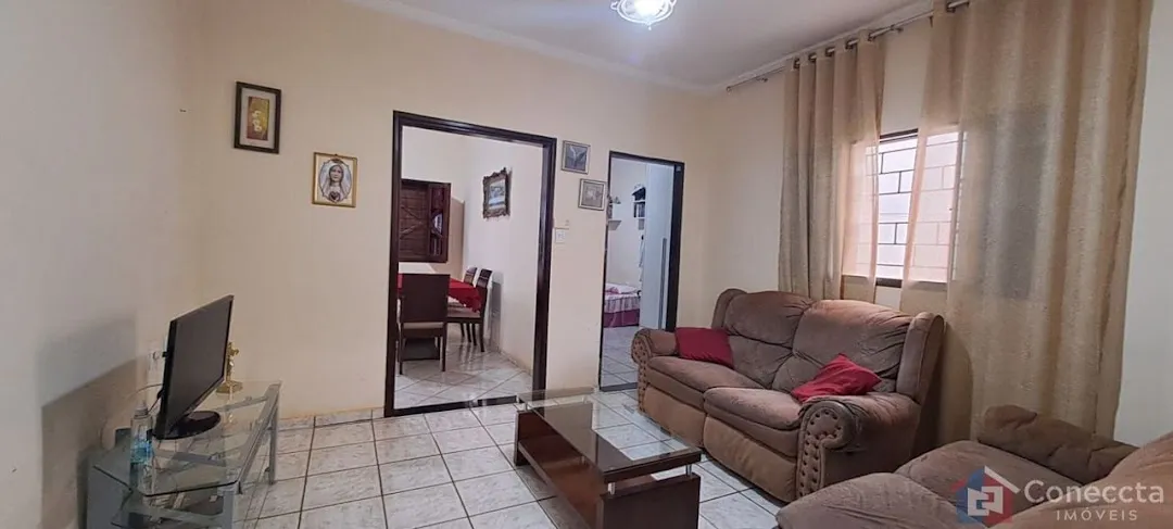 Imagem Casa com 4 dormitórios à venda, 195 m² por R$ 750.000,00 - Copacabana - Patos de Minas/MG