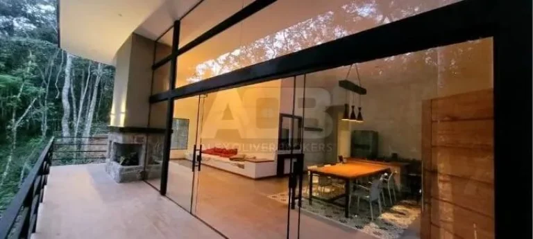 Imagem Casa à venda em Araras, 3 Suítes, 150m2 área construída e 5000m2 de terreno