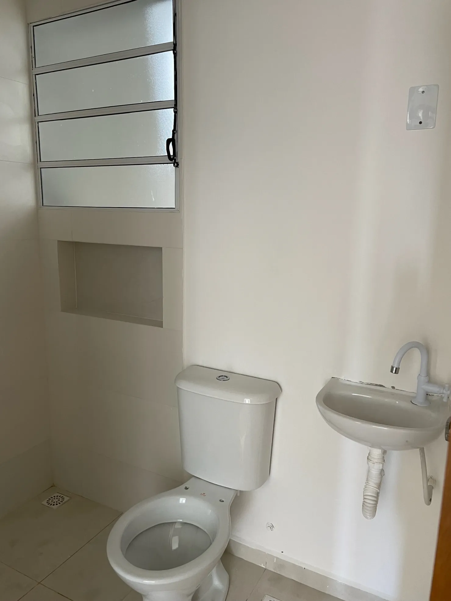 Imagem Apartamento à venda dois dormitórios com suíte e um belo quintal, a localização é privilegiada Bosque da Princesa, Pindamonhangaba, SP
