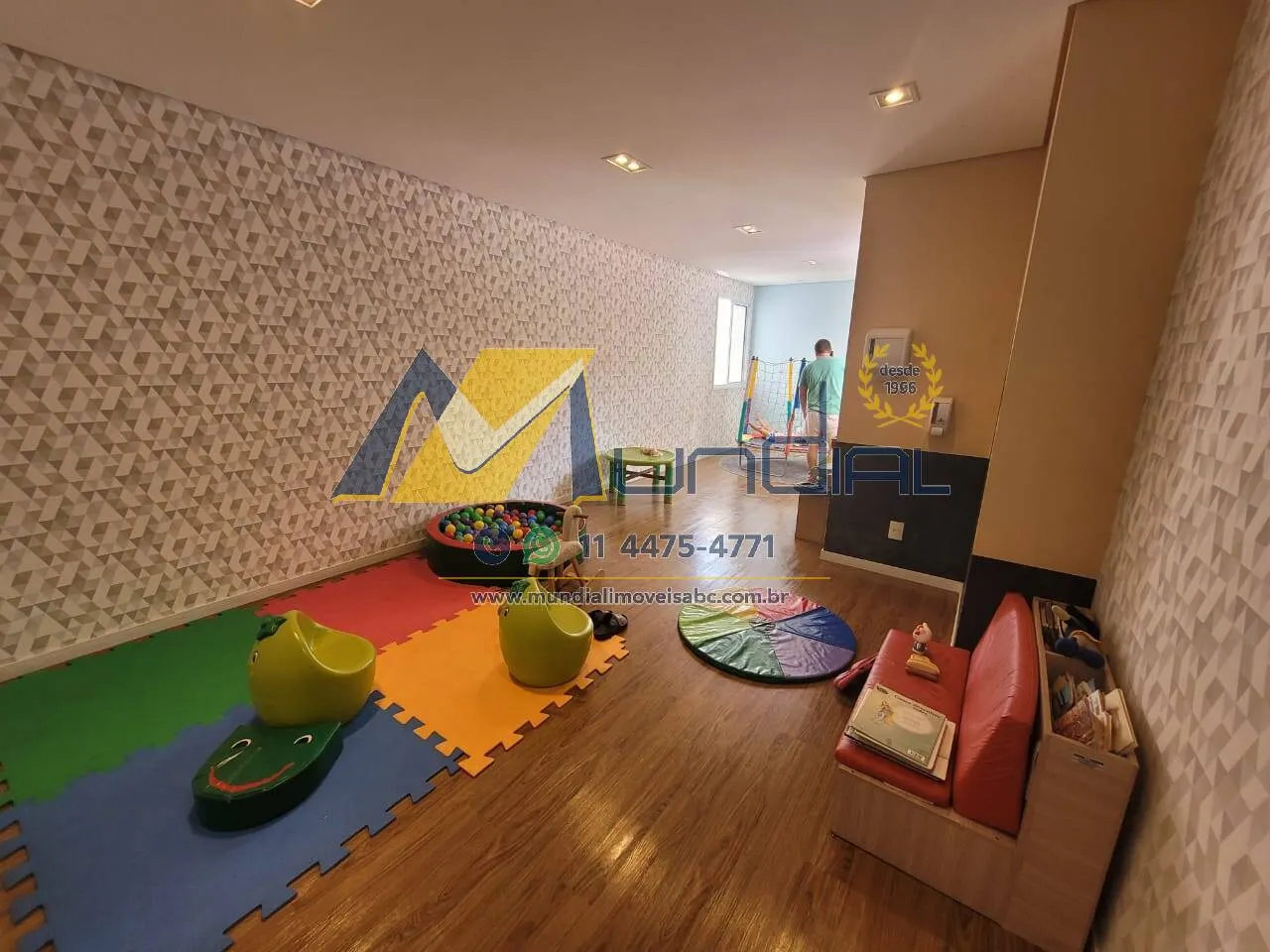 Imagem Apartamento para Alugar com 77m², 3 dormitórios, 1 suíte, 2 salas e 2 vagas!!!