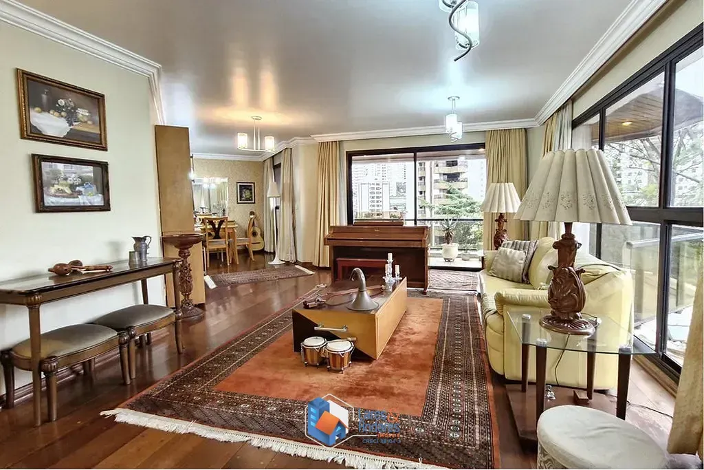 Foto do imóvel Apartamento à venda 5 Quartos 2 Suites 4 Vagas 219M² Vila Andrade São Paulo - SP em Rua Aureliano Guimarães