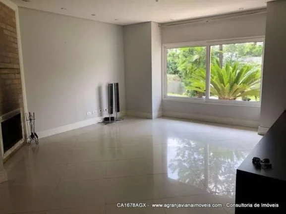 Imagem Linda casa contemporânea, com estilo europeu, envidraçada e bem iluminada. Construída para morar....