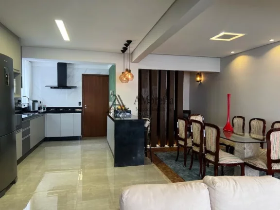 Imagem Apartamento à venda no Centro de Jundiaí-SP: 3 quartos, 1 suíte, 3 salas, 3 banheiros, 1 vaga, 160m². Venha conferir!