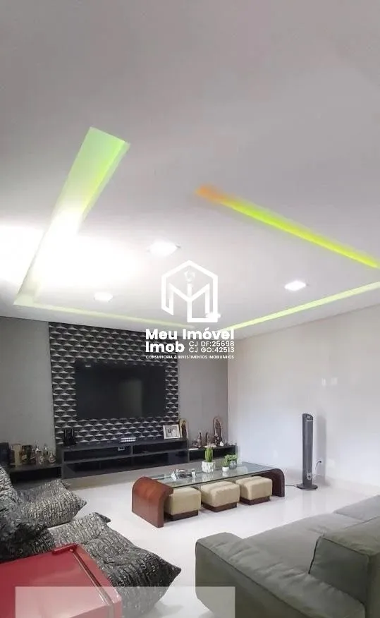 Imagem Casa 5 Quartos 4 Suítes 5 Vagas 380m² Vicente Pires/DF