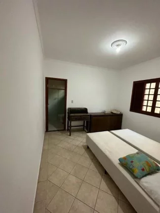 Imagem Sobrado com 3 dormitórios à venda, 147 m² por R$ 650.000 - Tupi - Praia Grande/SP