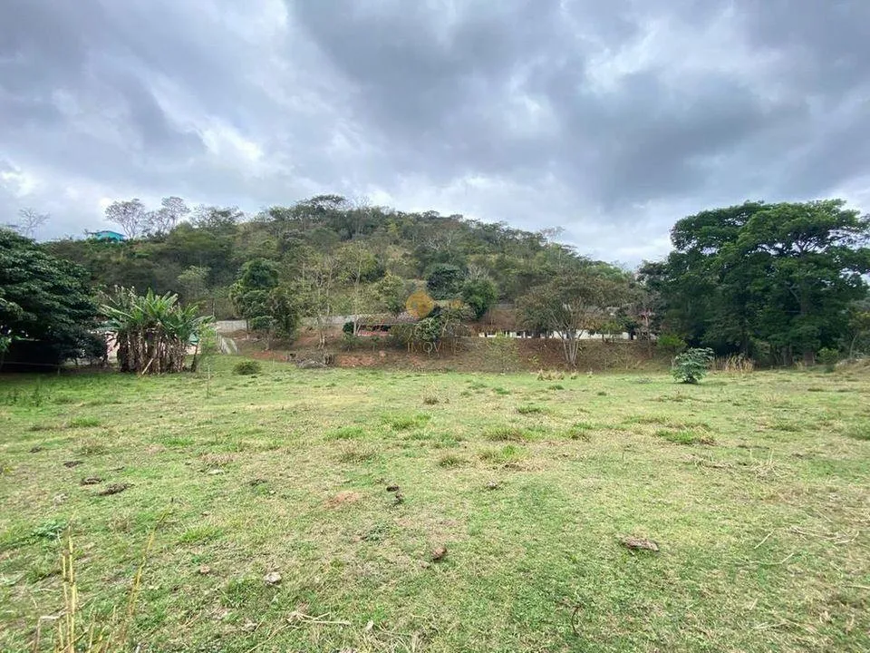 Imagem Terreno para Venda em Teresópolis / RJ no bairro Pessegueiros
