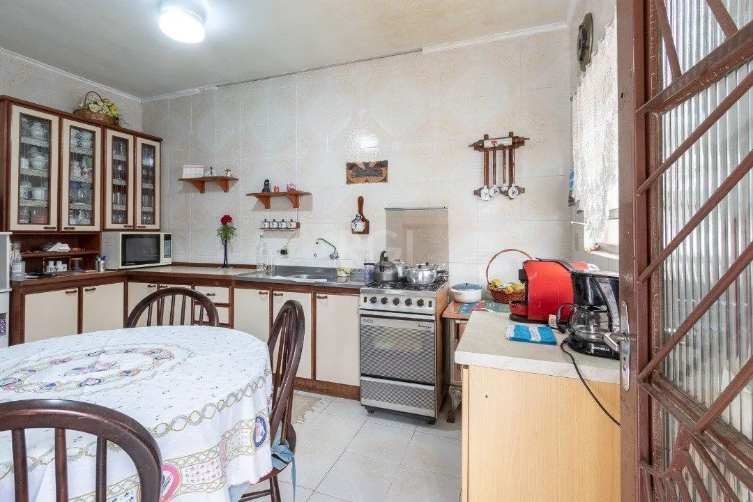 Imagem Casa para Venda - 200m², 3 dormitórios, sendo 1 suites, 1 vaga - Aberta dos Morros