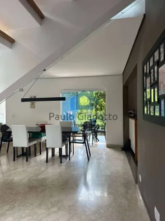 Imagem Casa de alto padrão com arquitetura linda e moderna!