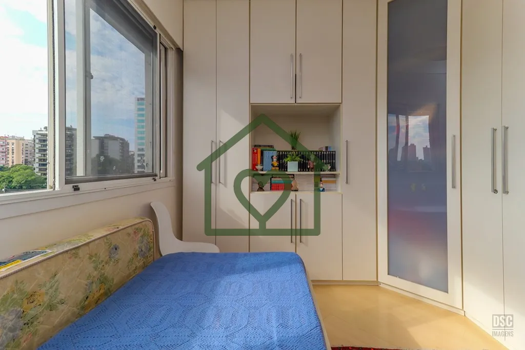Imagem LINDA COBERTURA DE 200M² , 3 dormitórios sendo 1 suíte, 2 banheiros social, mais banheiro auxilia...